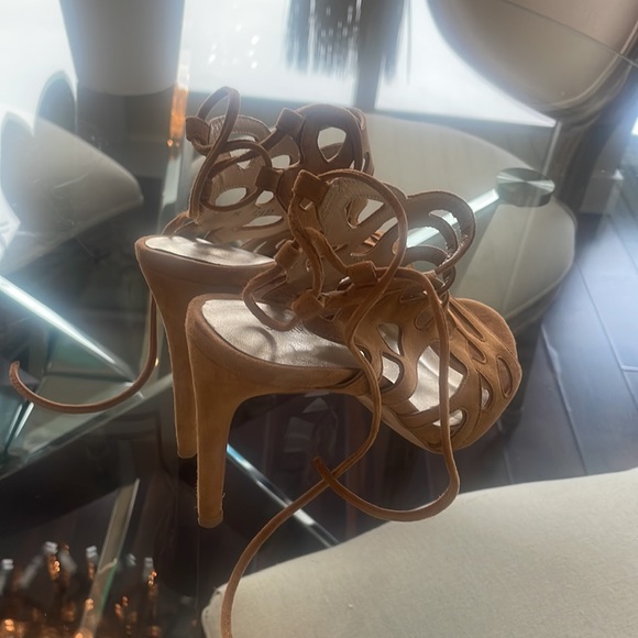 Stuart Weitzman sandals - Picture 2 of 3